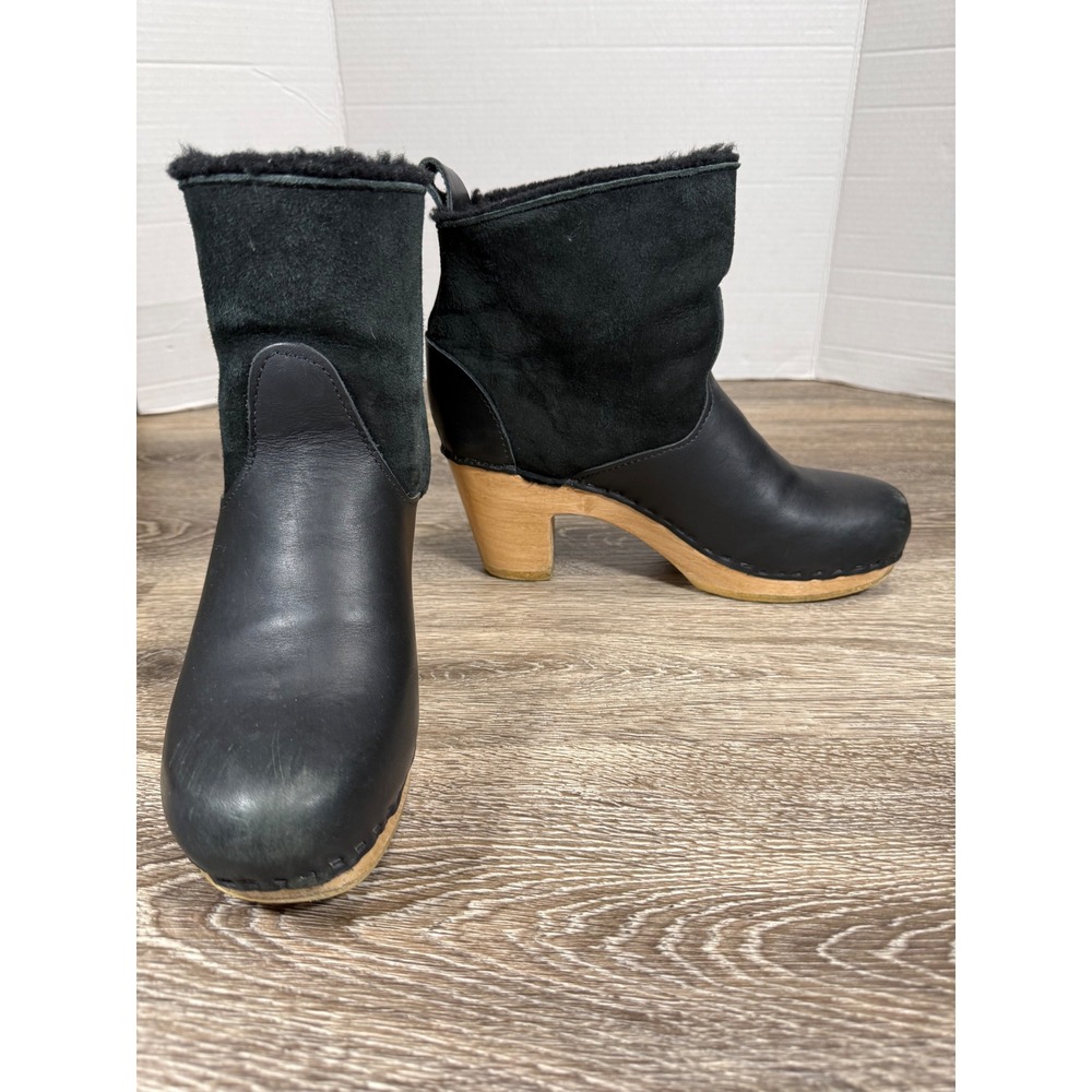 No. 6 Black Leather Mules with Wooden Heel